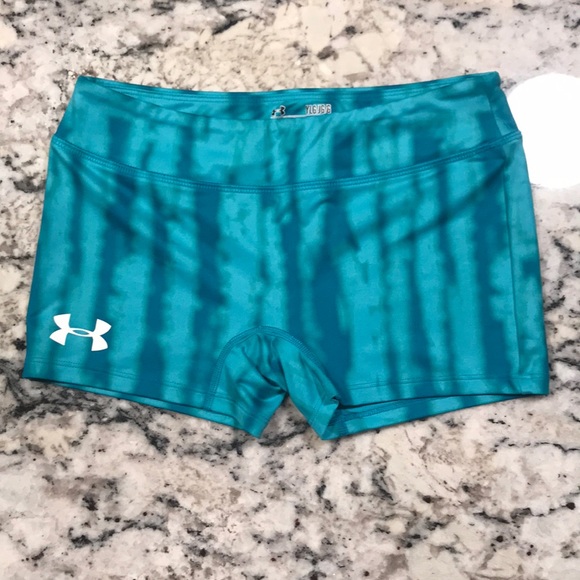 🚨 Under Armour Volleyball Shorts 🚨 PRICE DROP! - Picture 2 of 4